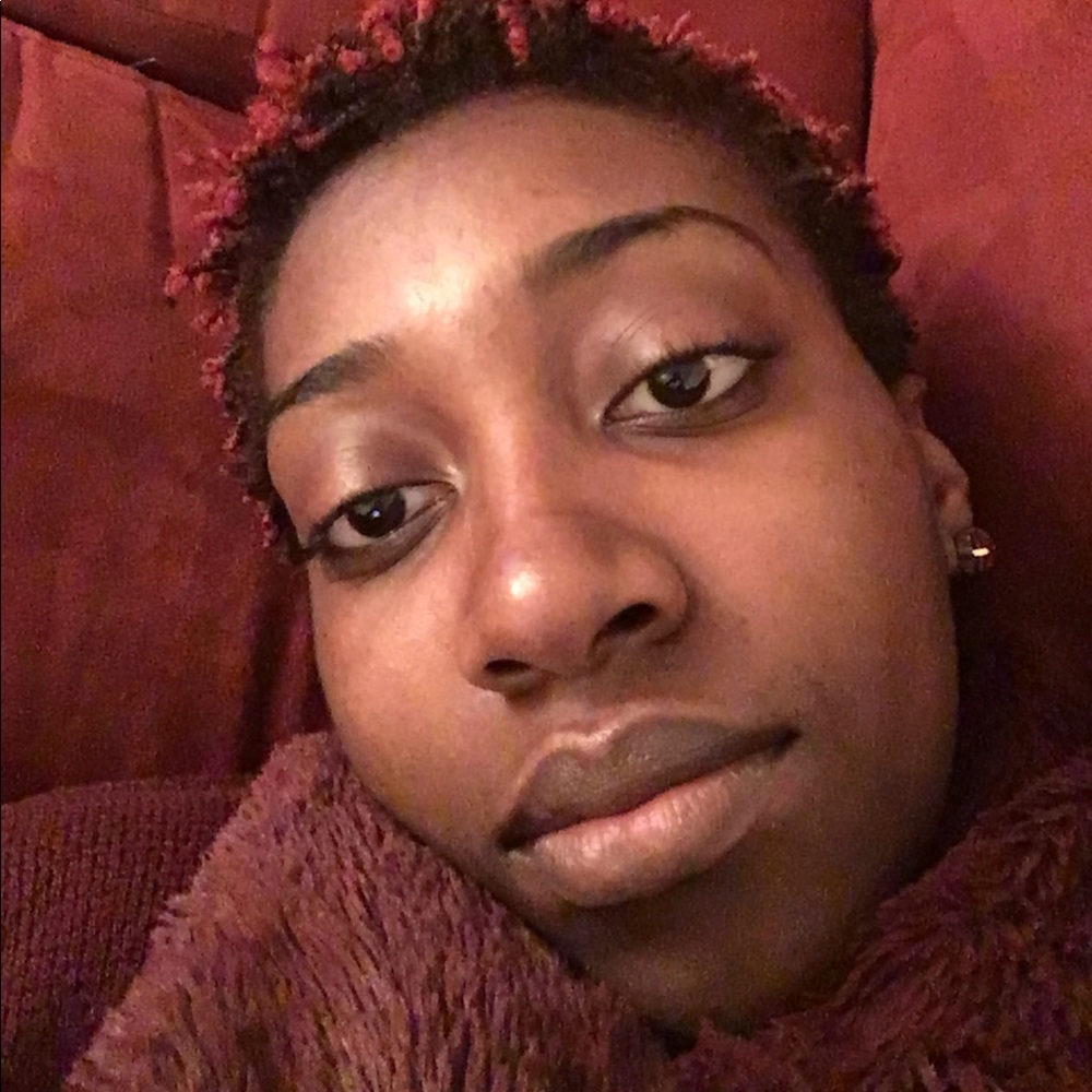 Meet your Posher, Daija